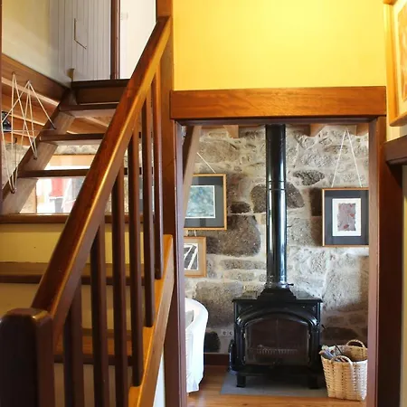 House In The Harbour Holiday home *